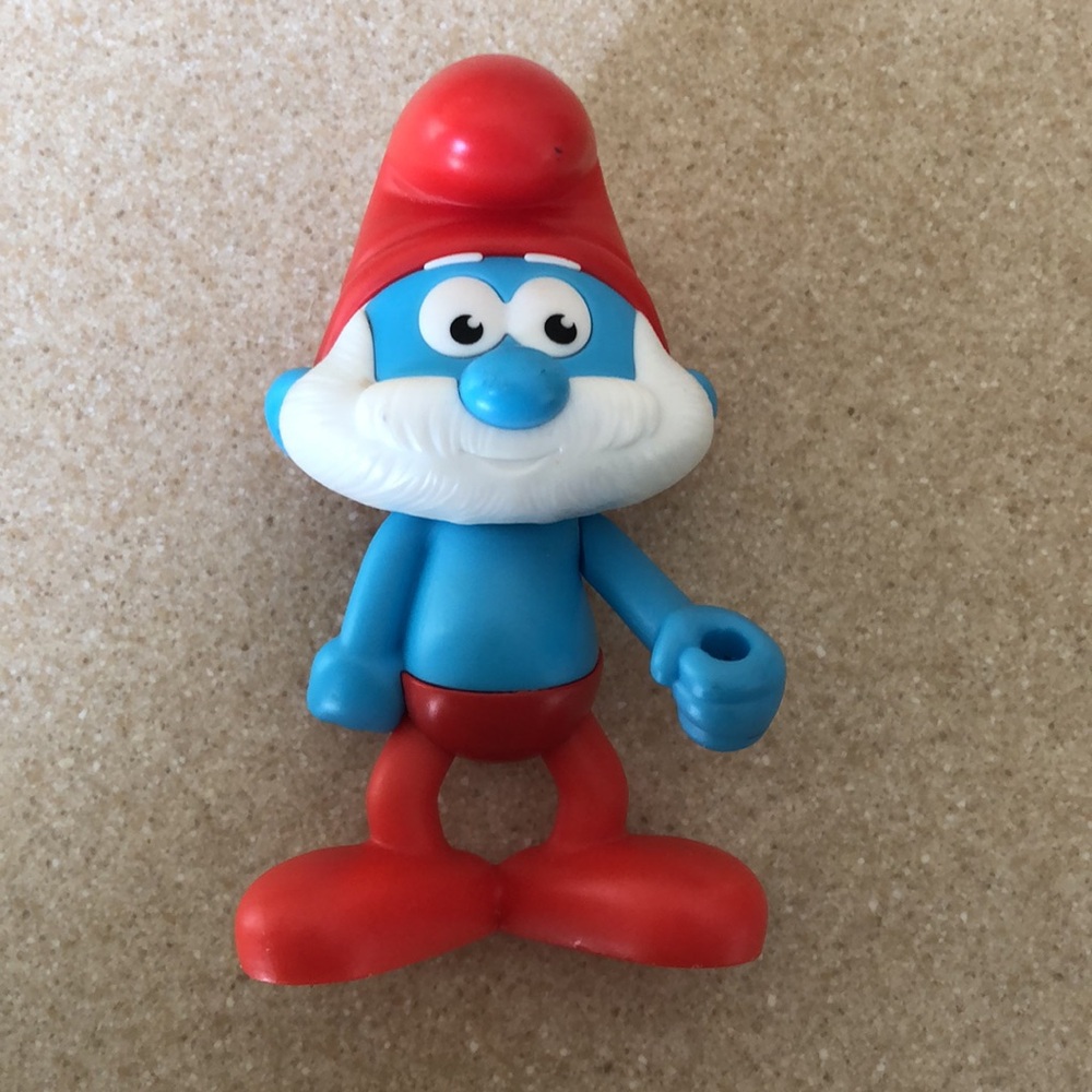 Papa Smurf Burger King Kids Meal Toy Smurfs The Lost Village Searching 5.5 inch